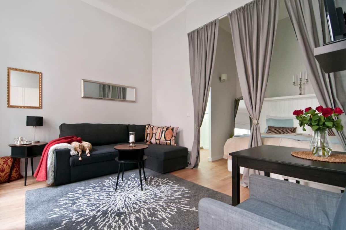 ⍟Luxurious And Bright⍟ 5 Min Walk To City Center Apartment Viena Exterior foto